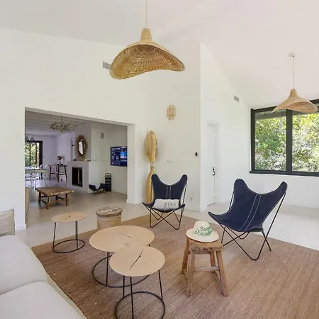 Villa élégante - Piscine Et *